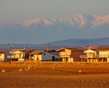 Vue sur des maisons sur la plage