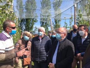 La présidente Hélène Sandragné à la rencontre des viticulteurs et agriculteurs sinistrés par l'épisode de gel.