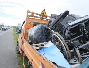 les agents des routes mobilisés pour le nettoyage des abords des départementales dans l'Aude