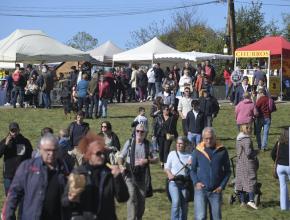 les visiteurs au rendez-vous de la foire d'espezel dans l'aude