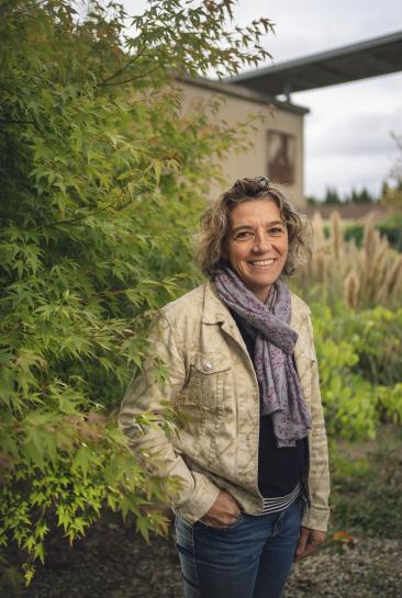 Claire Nicolaï, médiatrice pour les personnes sourdes et malentendantes