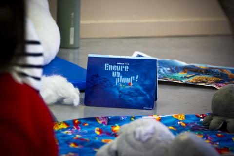 album Encore un plouf premieres pages 2024