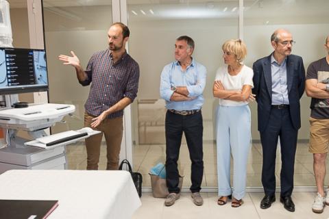 livraison chariat télémédecine à la maison médicale Les Amandiers à Villepinte, dans l'Aude.
