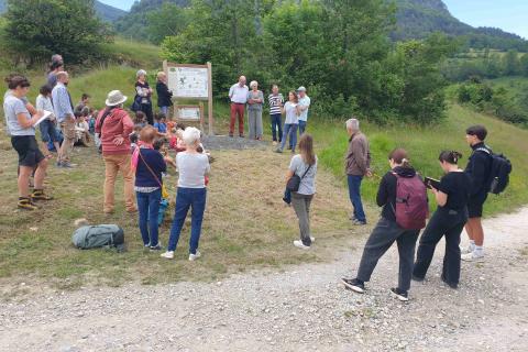 Inauguration des panneaux Azurés de la croisette à Mazuby.