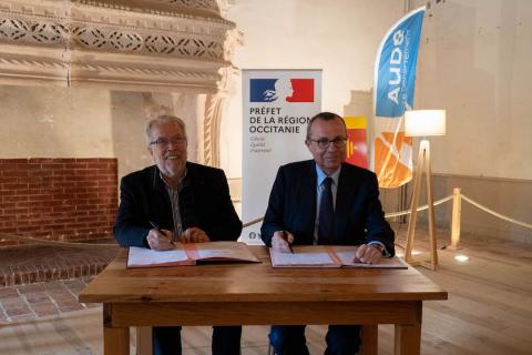 Signature de la convention pluriannuelle d'objectifs entre le président de l'Etablissement public de coopération culturelle, Hervé Baro, et le préfet de région, Pierre-André Durand