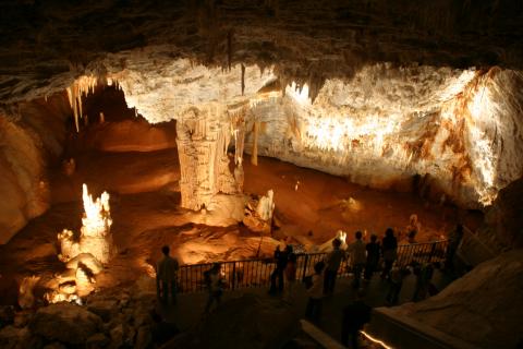 Gouffre de Cabrespine dans l'Aude.