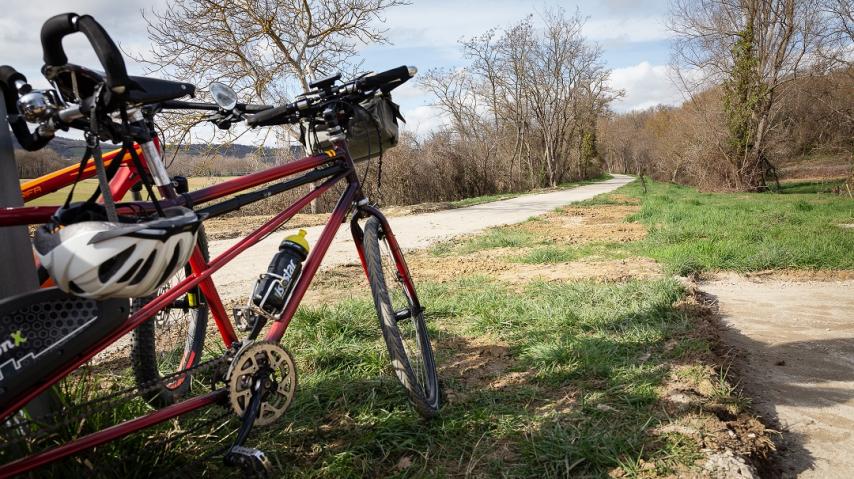La voie verte est réservée aux piétons et cyclistes
