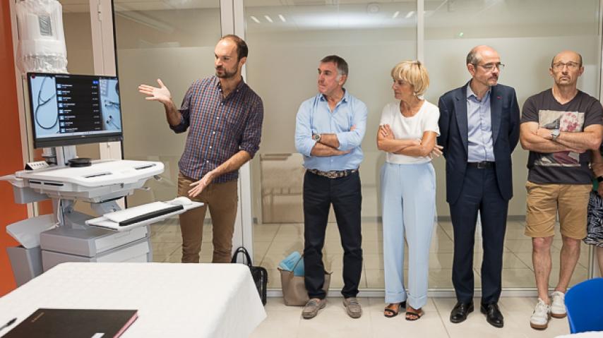 livraison chariat télémédecine à la maison médicale Les Amandiers à Villepinte, dans l'Aude.