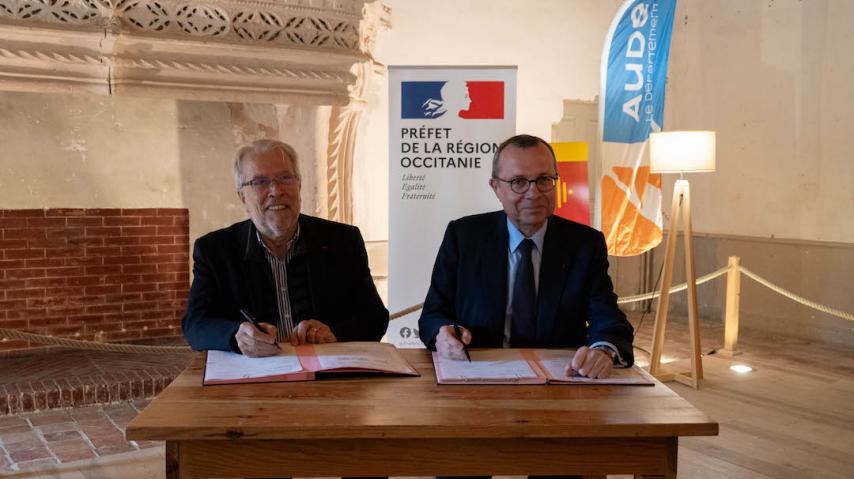 Signature de la convention pluriannuelle d'objectifs entre le président de l'Etablissement public de coopération culturelle, Hervé Baro, et le préfet de région, Pierre-André Durand