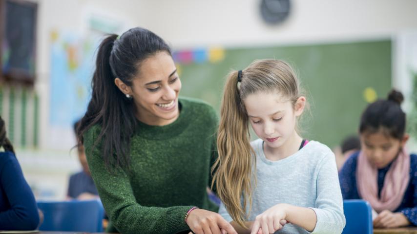 AIDE ENFANT ECOLE AESH
