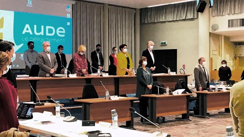 Une minute de silence a été observée en hommage à Samuel Paty, lors de la session du conseil départemental de l'Aude