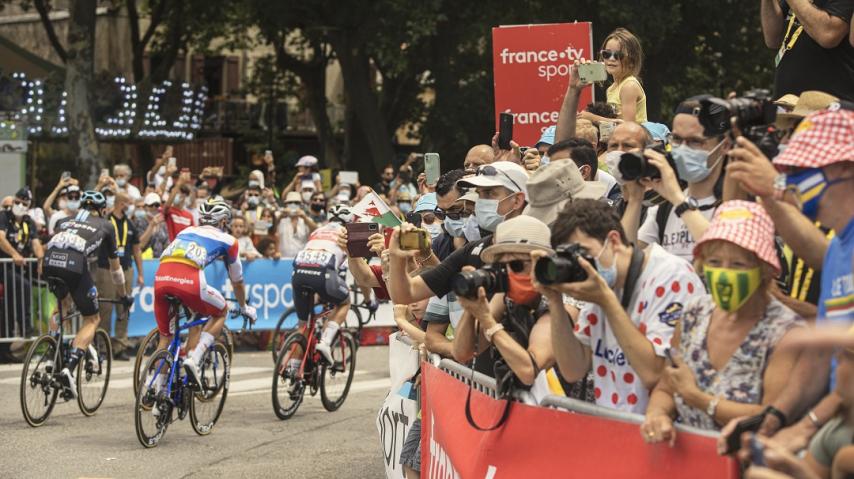 PASSAGE DU TOUR DE FRANCE 2021 A CARCASSONNE