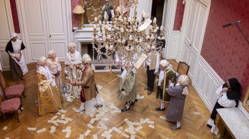 Une partie du tournage a eu lieu au château de Villegly.